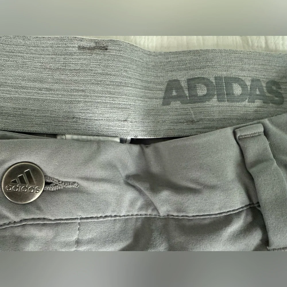 Adidas Men’s Gray Golf Shorts Size 36 Performance Stretch Active Fit